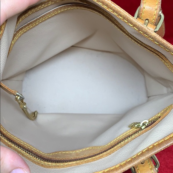 Authentic Louis Vuitton  Monogram bucket bag pm - Picture 4 of 16